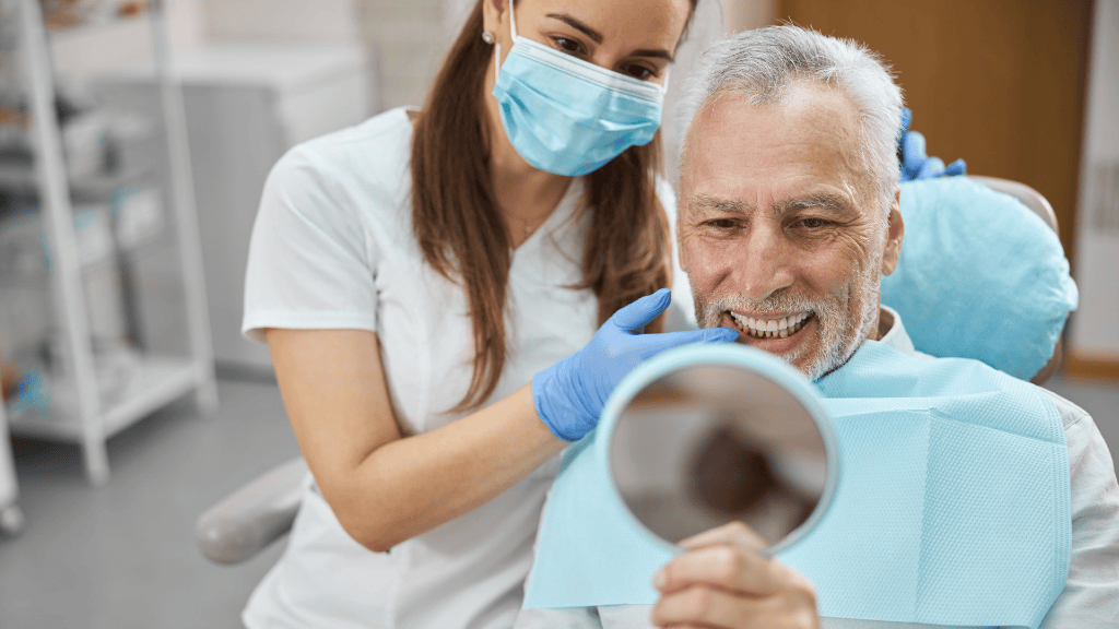 Implante dental y ortodoncia en Toledo, paciente con dentista